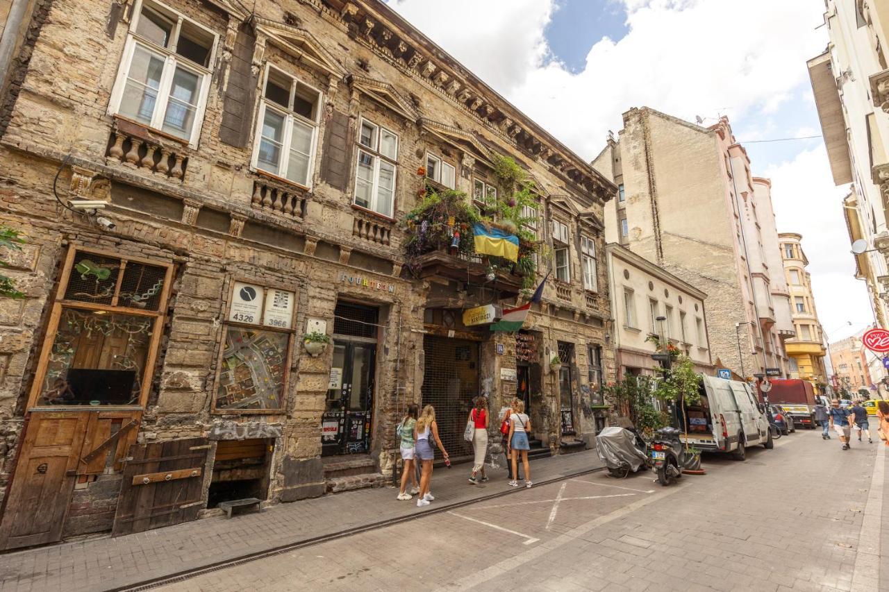 Kazinczy 10 Apartment With 3 Bedrooms Budapeste Exterior foto