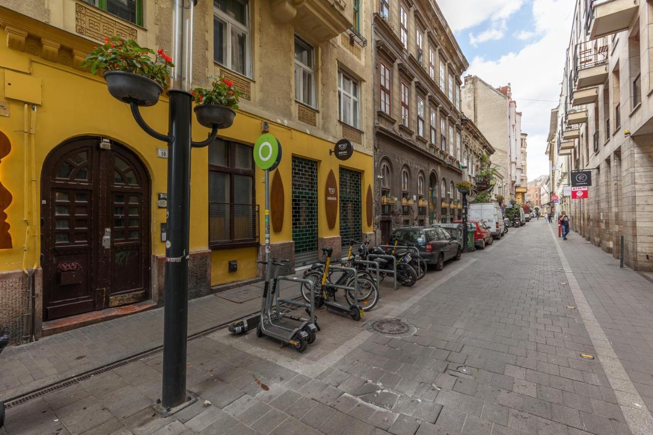 Kazinczy 10 Apartment With 3 Bedrooms Budapeste Exterior foto